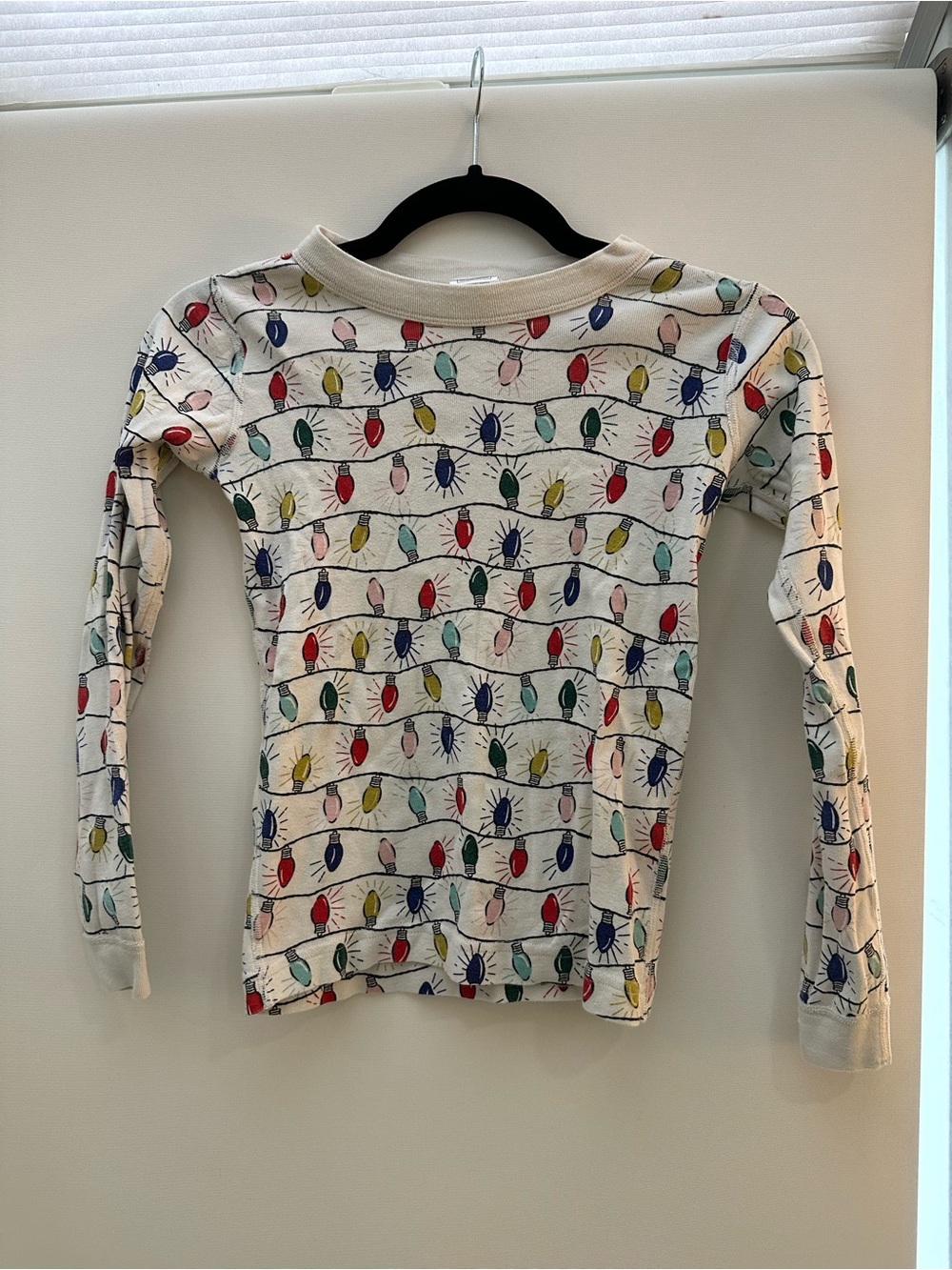 Hanna Andersson Cream Pajama Set with Multicolored Light Bulbs